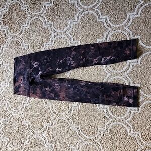 EUC Lululemon Align Crop 23" in Diamond Dye Graphite Grey Pink Pastel.